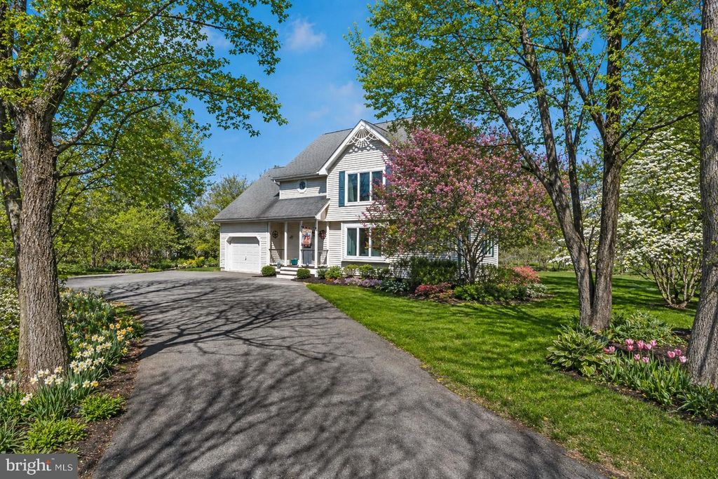 1244 QUIET HILLS LN, Effort, PA 18330