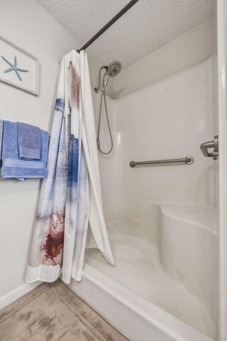 4222 Mason Drive, Galveston, TX 77554