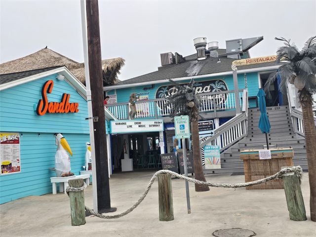 4222 Mason Drive, Galveston, TX 77554