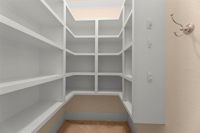 2318 Bellefontaine Street, Houston, TX 77030