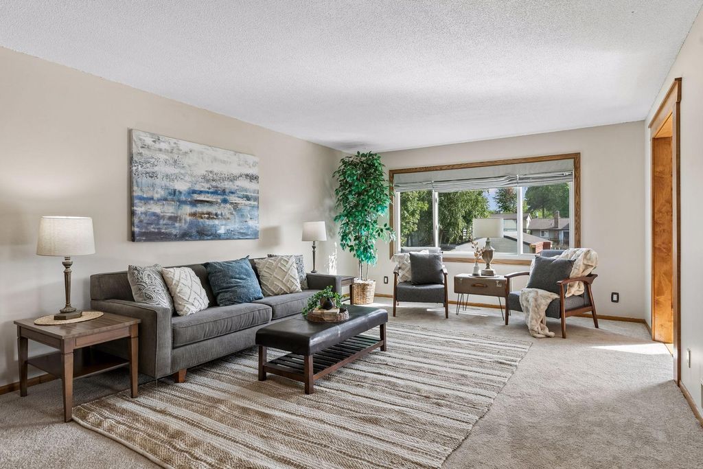 6364 Crosby Avenue, Inver Grove Heights, MN 55076 — photo 3