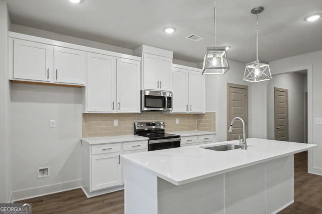 4304 Fern River Bend 73, Norcross, GA 30093