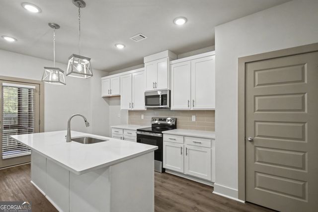 4304 Fern River Bend 73, Norcross, GA 30093