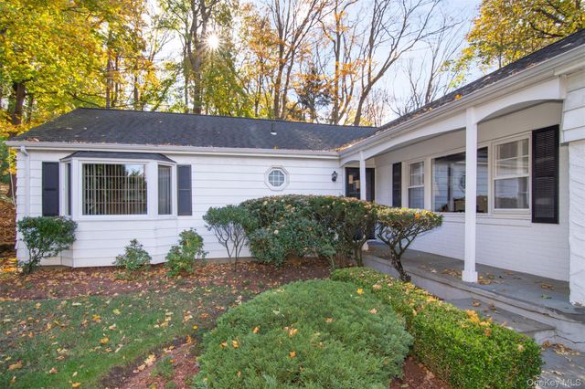 18 Eldredge Place, Dobbs Ferry, NY 10522