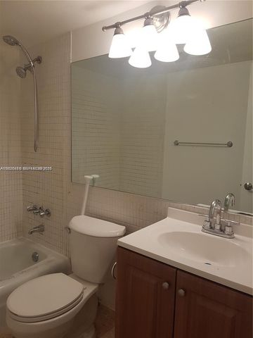 253 S Cypress Road 237, Pompano Beach, FL 33060