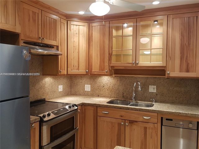 253 S Cypress Road 237, Pompano Beach, FL 33060