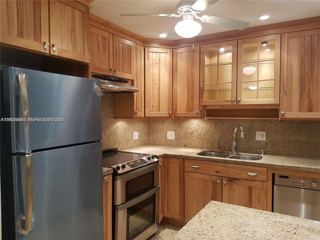 253 S Cypress Road 237, Pompano Beach, FL 33060