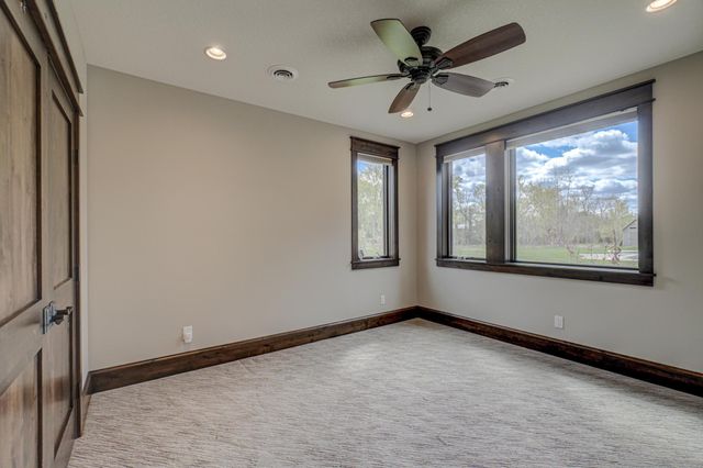 12639 20th Street N, Stillwater, MN 55082