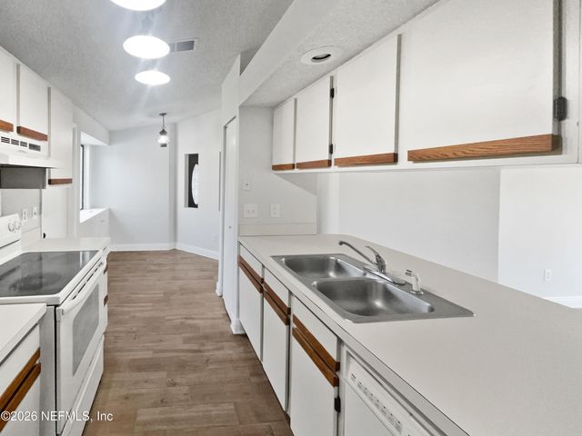 1295 BEAR RUN Boulevard, Orange Park, FL 32065