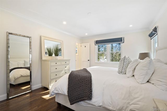 10 Carlton Lane, Rye Brook, NY 10573