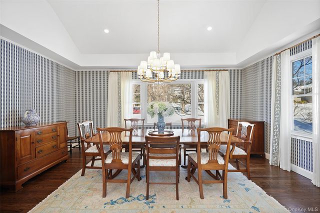 10 Carlton Lane, Rye Brook, NY 10573