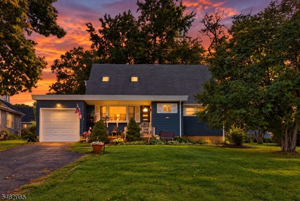 1033 Clinton Ave, South Plainfield Boro, NJ 07080 — exterior