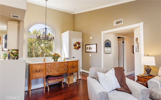 18844 Vista Del Canon G, Newhall, CA 91321