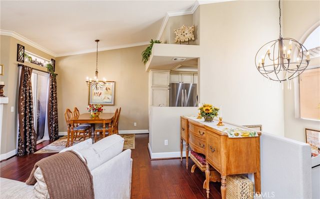 18844 Vista Del Canon G, Newhall, CA 91321