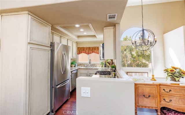 18844 Vista Del Canon G, Newhall, CA 91321