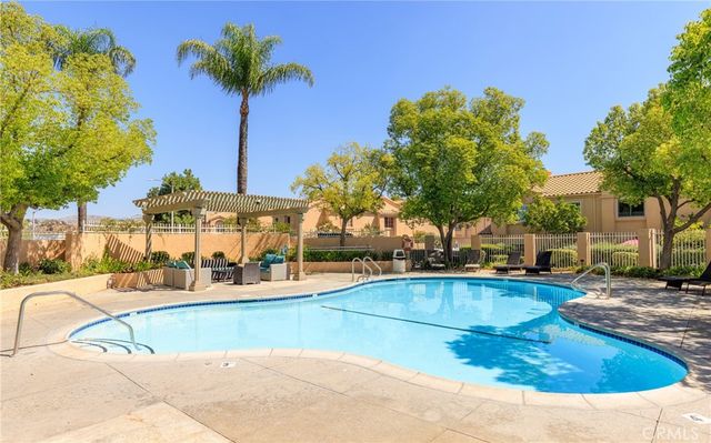 18844 Vista Del Canon G, Newhall, CA 91321