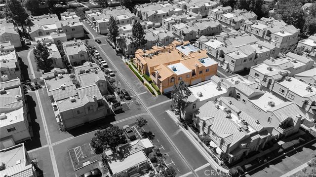 18844 Vista Del Canon G, Newhall, CA 91321
