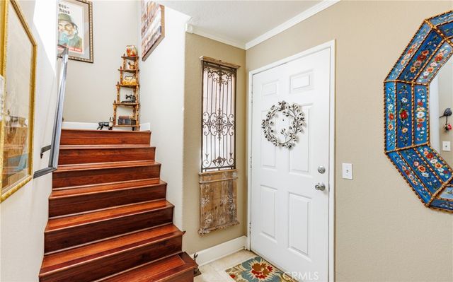 18844 Vista Del Canon G, Newhall, CA 91321