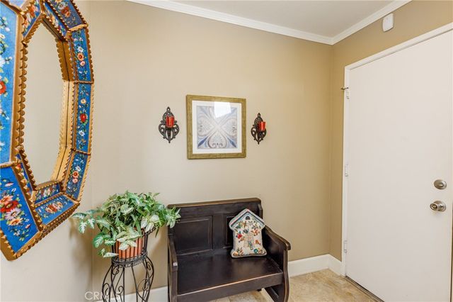 18844 Vista Del Canon G, Newhall, CA 91321