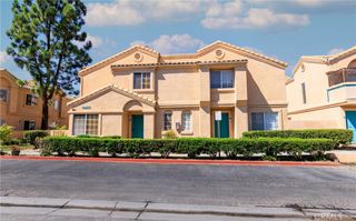 18844 Vista Del Canon G, Newhall, CA 91321