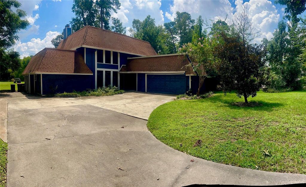 26 Cherry Hill Drive, Conroe, TX 77304
