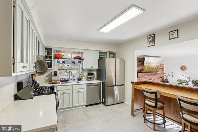 524 CHARINGTON DR, Severna Park, MD 21146