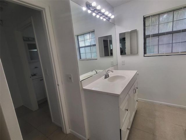 15578 N 87th Rd, Loxahatchee, FL 33470