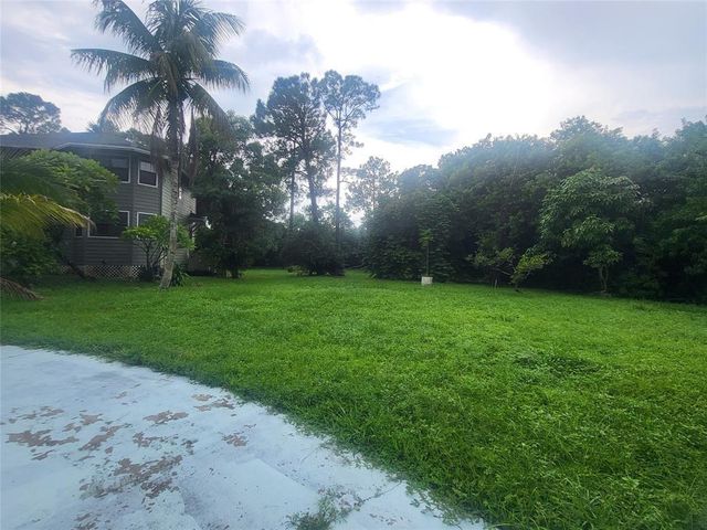 15578 N 87th Rd, Loxahatchee, FL 33470