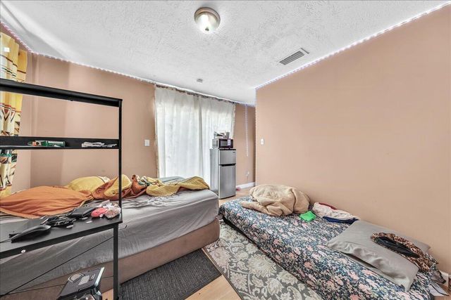 3560 NW 34th Way, Lauderdale Lakes, FL 33309