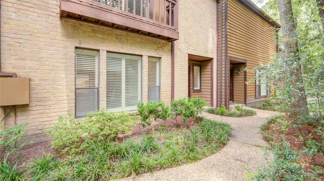 11711 Memorial Drive, Houston, TX 77024