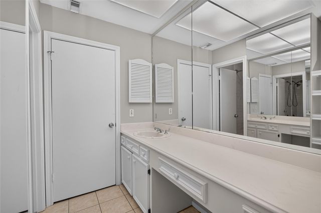 11711 Memorial Drive, Houston, TX 77024