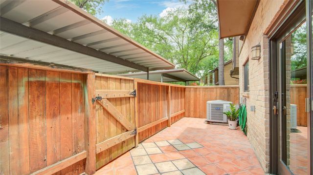11711 Memorial Drive, Houston, TX 77024