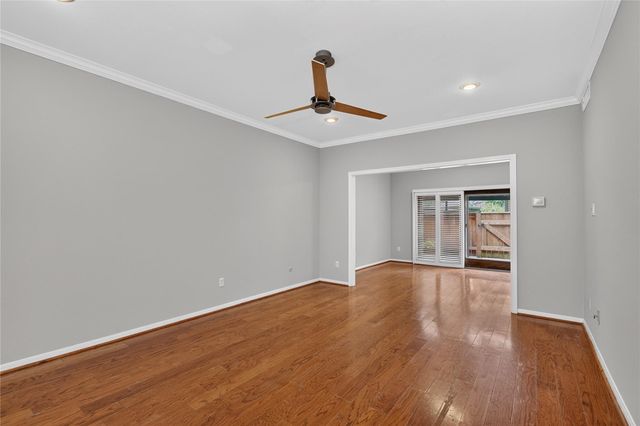 11711 Memorial Drive, Houston, TX 77024