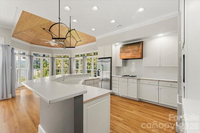 705 Lake Club Drive, Nebo, NC 28761