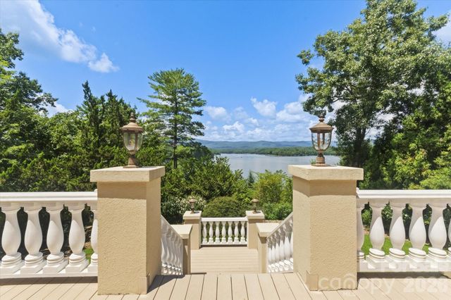 705 Lake Club Drive, Nebo, NC 28761