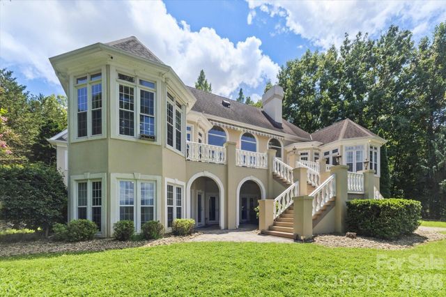 705 Lake Club Drive, Nebo, NC 28761