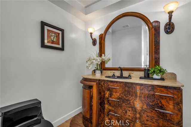 29813 Knoll View Drive, Rancho Palos Verdes, CA 90275