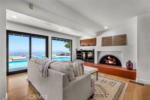 29813 Knoll View Drive, Rancho Palos Verdes, CA 90275