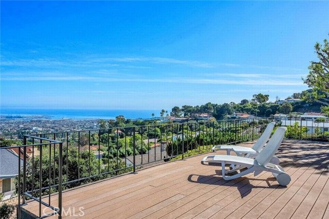29813 Knoll View Drive, Rancho Palos Verdes, CA 90275