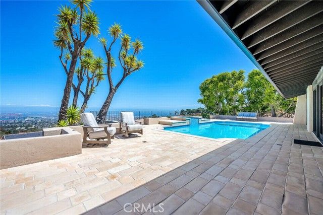 29813 Knoll View Drive, Rancho Palos Verdes, CA 90275