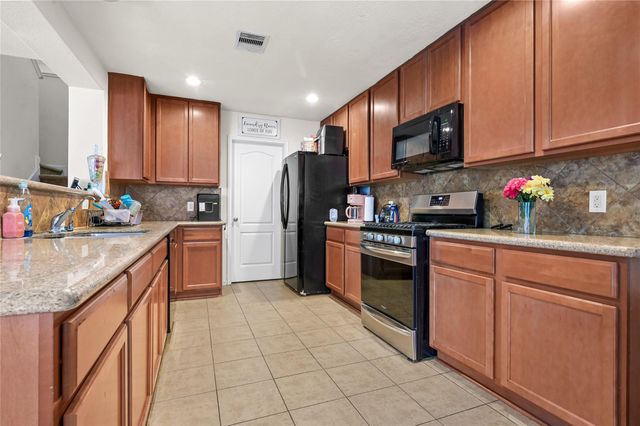 2755 Oat Harvest Court, Houston, TX 77038