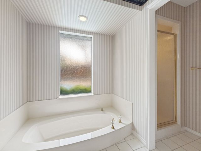 8826 Flint Falls Drive, Dallas, TX 75243