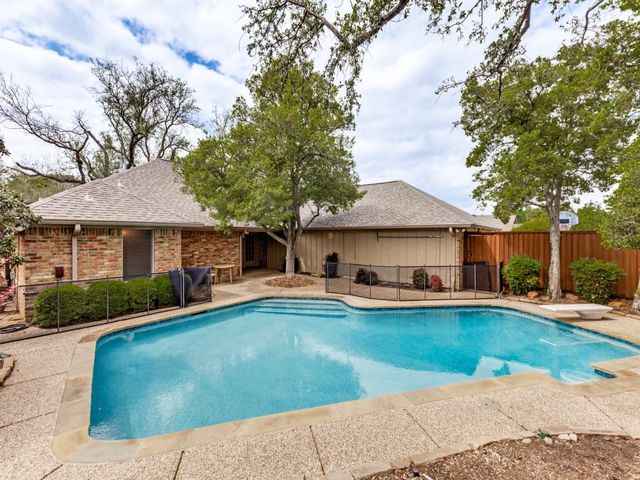 8826 Flint Falls Drive, Dallas, TX 75243