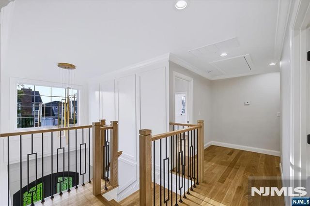 578 Pine Avenue, Saddle Brook, NJ 07663
