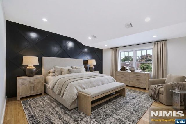 578 Pine Avenue, Saddle Brook, NJ 07663