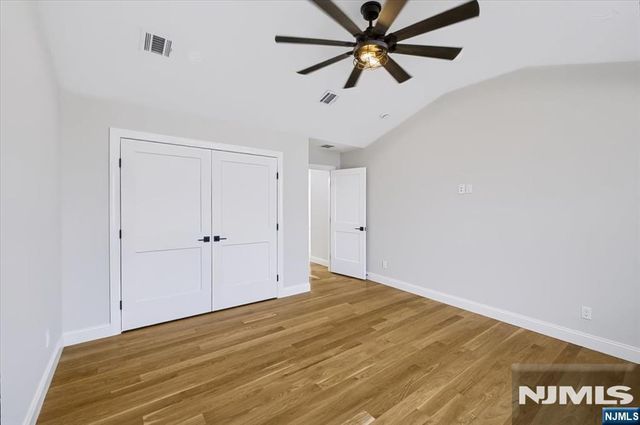 578 Pine Avenue, Saddle Brook, NJ 07663