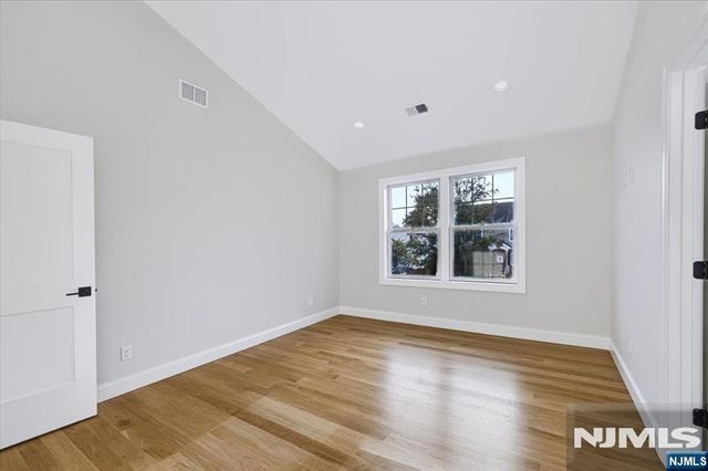 578 Pine Avenue, Saddle Brook, NJ 07663