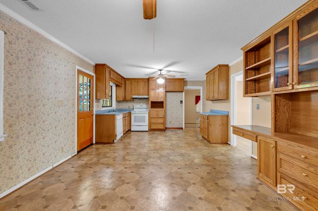 610 Johnson Avenue, Fairhope, AL 36532