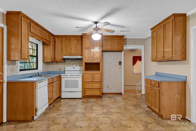 610 Johnson Avenue, Fairhope, AL 36532