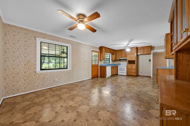 610 Johnson Avenue, Fairhope, AL 36532